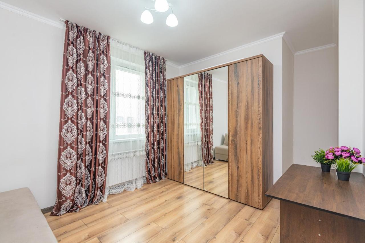 אסטנה Жк Sauran Towers Comfort מראה חיצוני תמונה